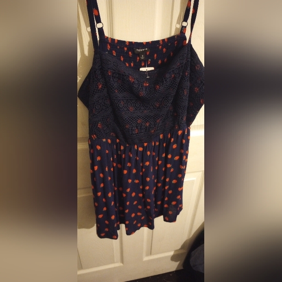 Torrid 🍓 top, navy blue, NWT. Size 3x - Picture 2 of 5